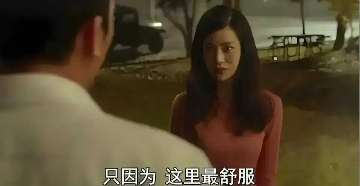 《骑骑上司妻》韩国伦理剧情片-权力绞索下的情欲暗战-《骑骑上司妻》蓝光未删减完整版-免费在线观看高清播放